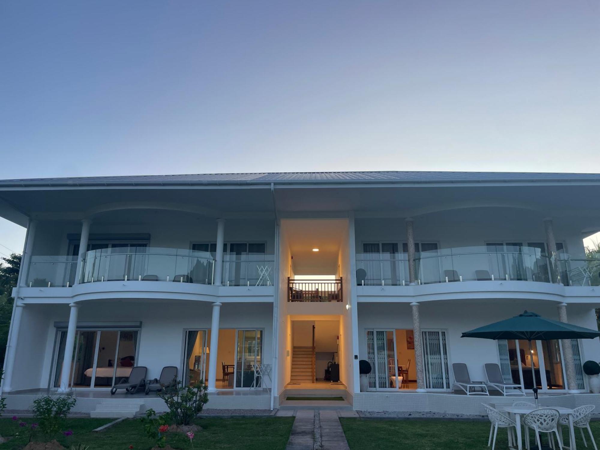 Tropic Villa Annex Grand Anse  Exterior photo
