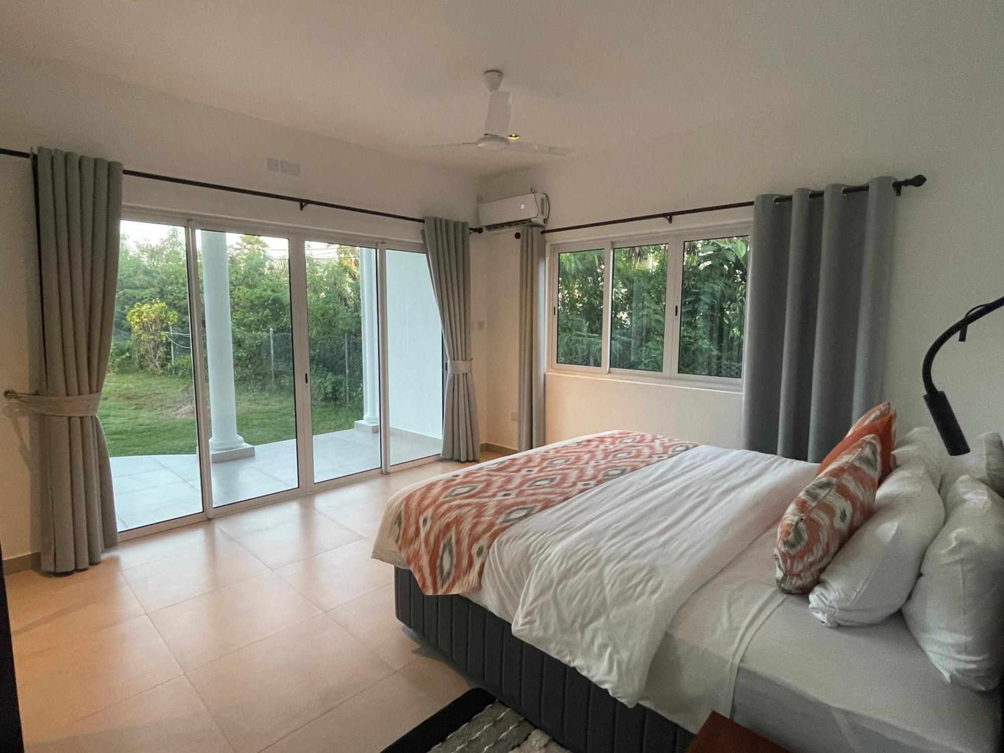 Tropic Villa Annex Grand Anse  Exterior photo