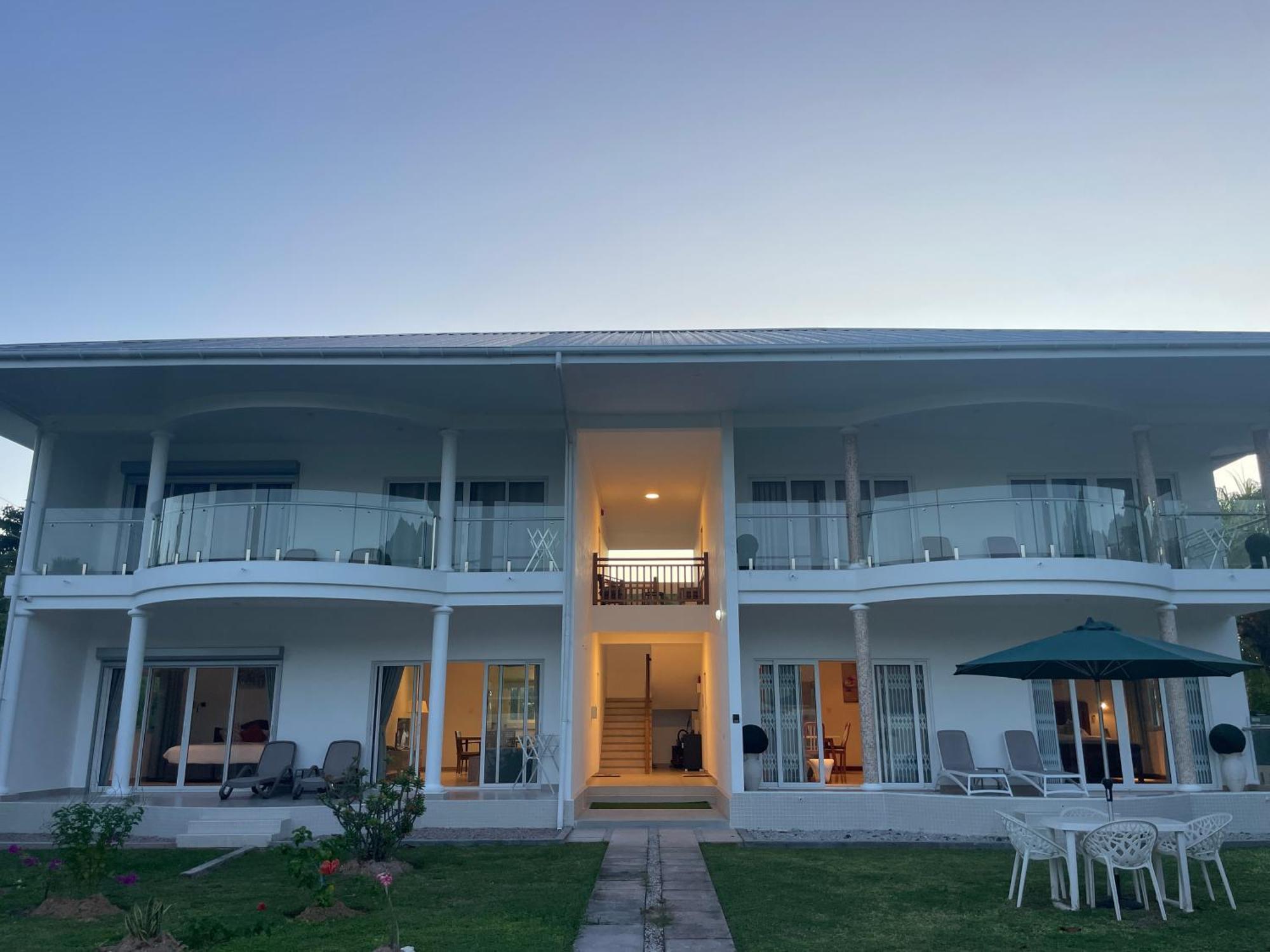 Tropic Villa Annex Grand Anse  Exterior photo